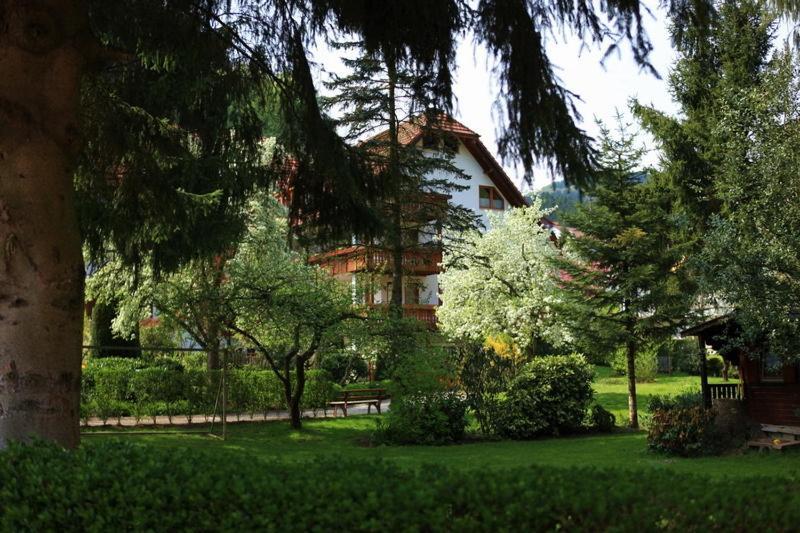 Hotel Garni Cafe Schacher Oberwolfach Exterior photo
